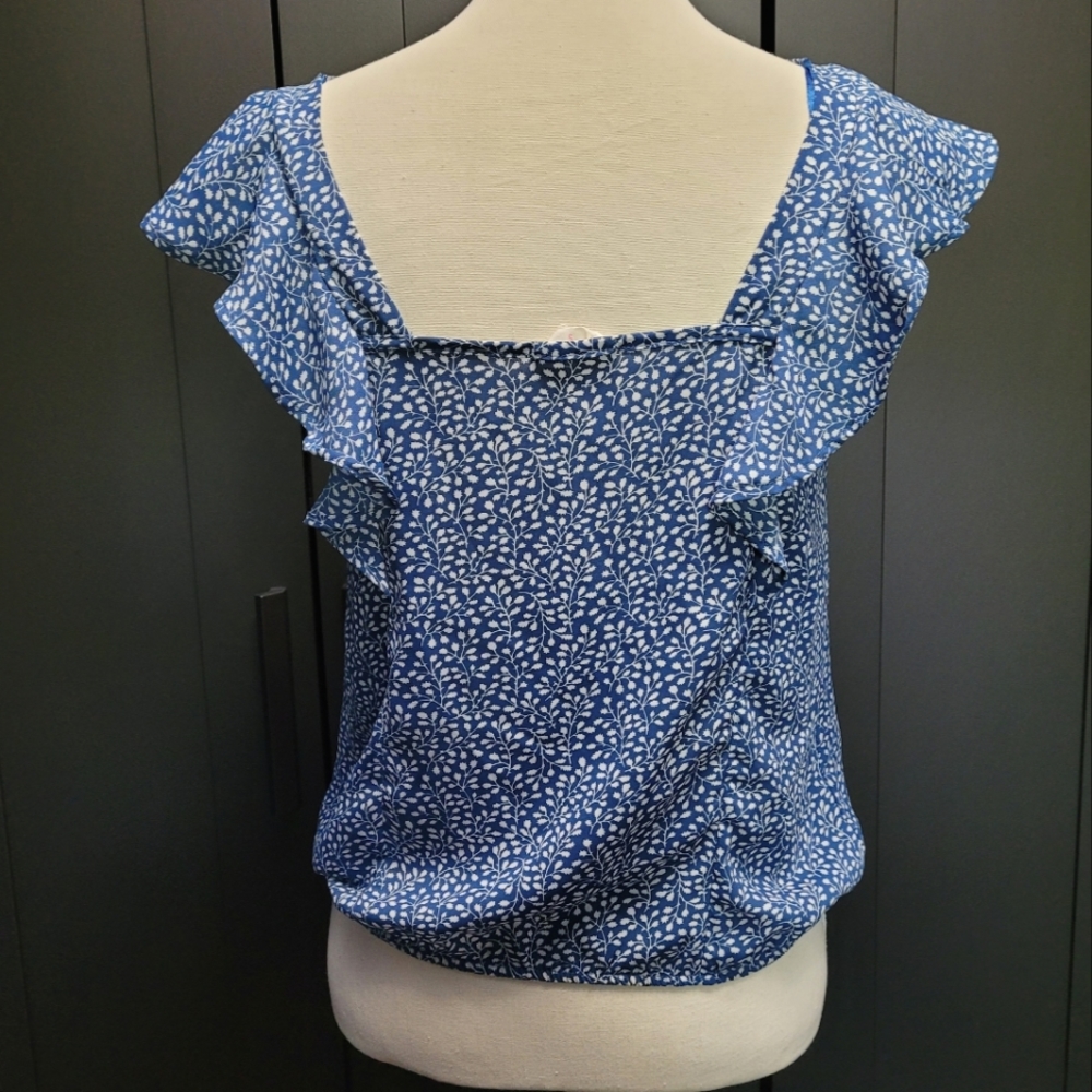 Sienna Sky blue floral blouse with ruffle sleeves - Picture 4 of 5